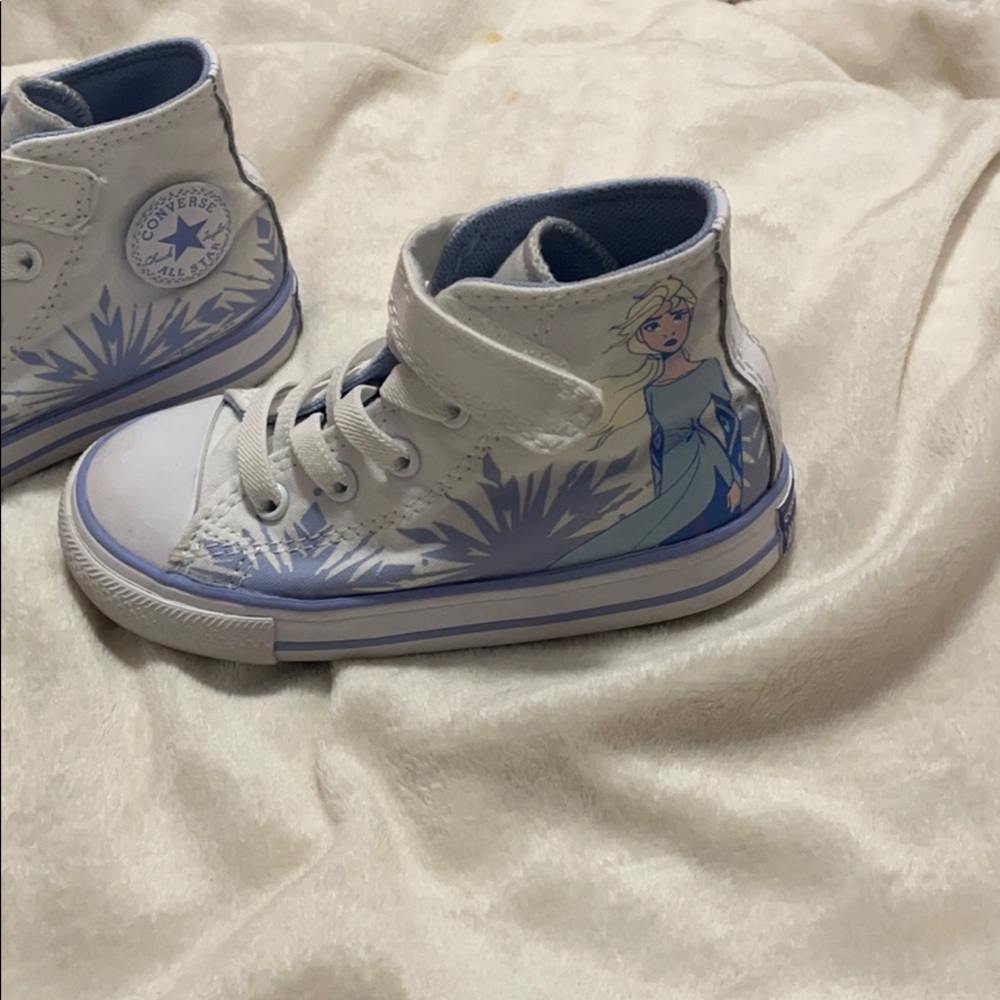 Elsa high top Converse girls